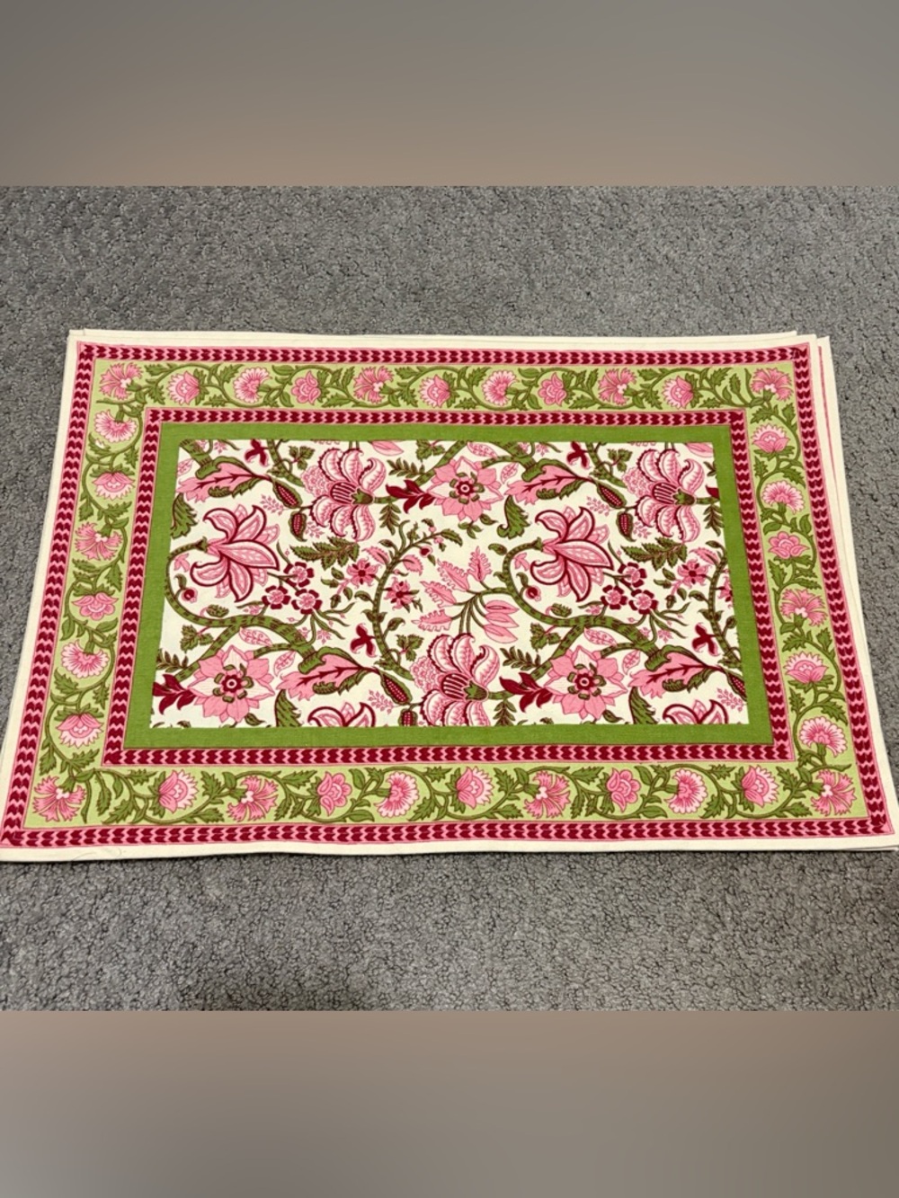 NWT Set of 4 Danica Placemats